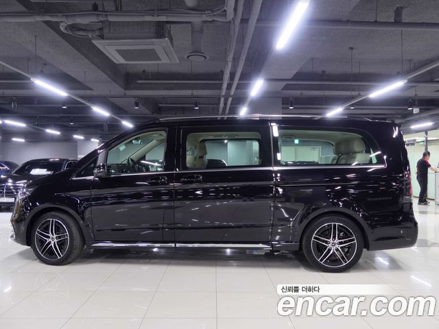 Mercedes-Benz V-Class V300 CDI W447 - фото 2
