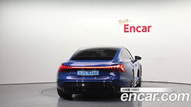 Audi e-Tron GT GT quattro Premium - фото 3