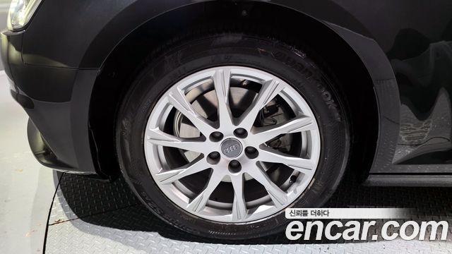 Audi A4 B9 40 TFSI - фото 4