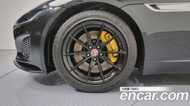 Jaguar F-TYPE P300 Coupe X152 - фото 4