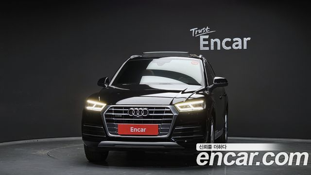 Audi Q5 FY 45 TFSI Quattro Premium - фото 2