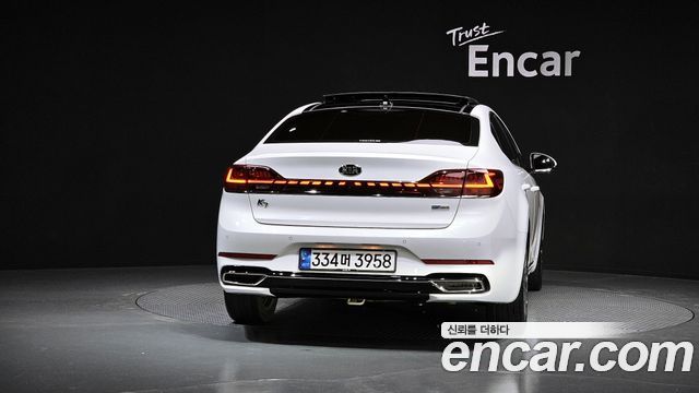 Kia K7 Premier, гибрид Signature - фото 3