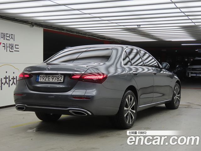 Mercedes-Benz E-Class W213 E300e 4MATIC Exclusive - фото 3