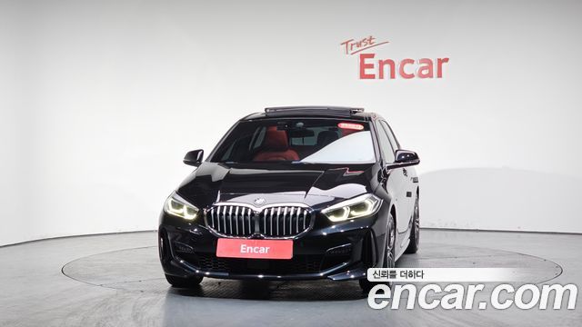 BMW 1 Series F40 120i M Sports - фото 1