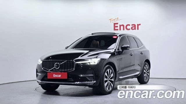 Volvo XC60 2-го поколения B5 Ultimate Bright - фото 0