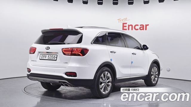 Kia Sorento New Diesel 2.2 2WD Noblesse - фото 1