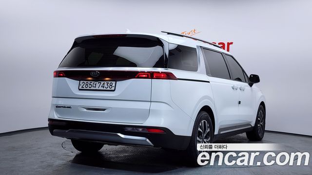 Kia Carnival 4-го поколения 9-Seater Noblesse - фото 1