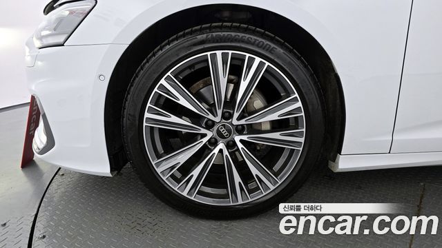 Audi A6 C8 40 TDI Quattro Premium - фото 4