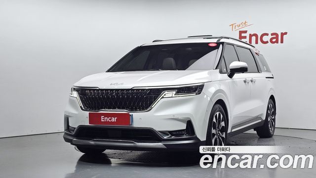 Kia Carnival 4-го поколения 7-Seater Signature - фото 0
