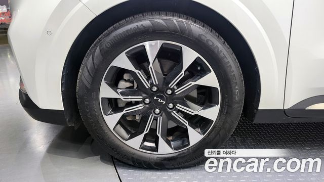 Kia Carnival 4-го поколения 7-Seater Signature - фото 4