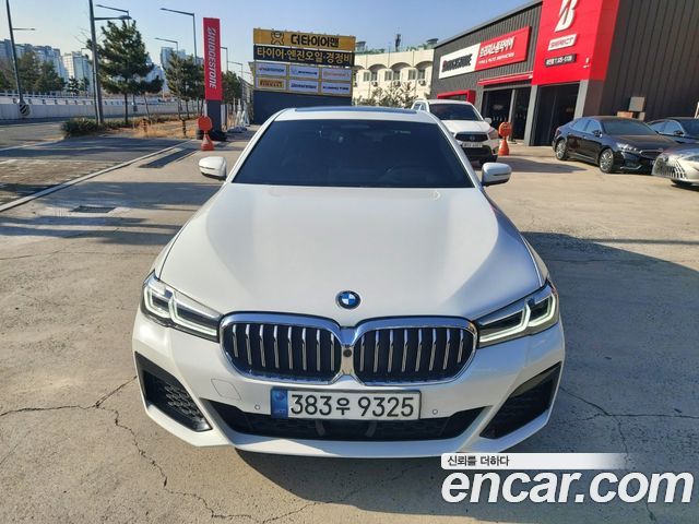 BMW 5 Series G30 530i M Sport Package - фото 1