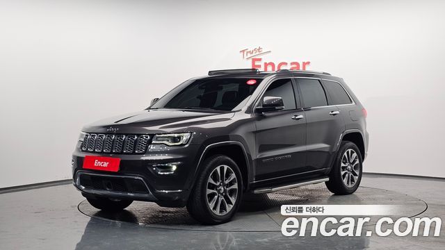 Jeep Cherokee 3.0 Diesel Overland WK2 - фото 0