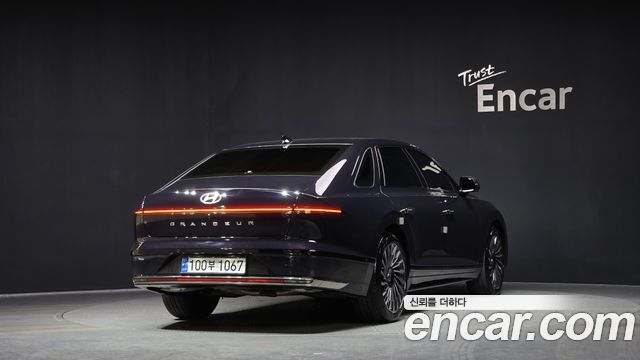 Hyundai Grandeur GN7 2,5 Gasoline 2WD Calligraphy - фото 1