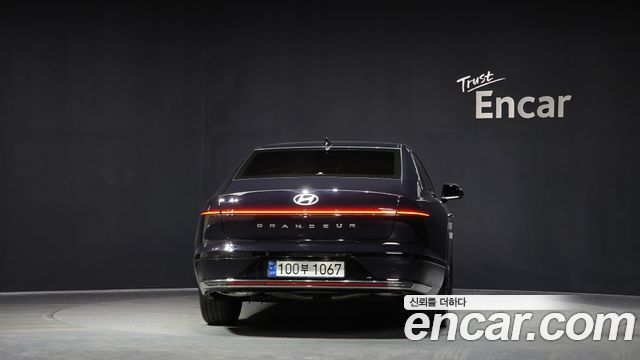 Hyundai Grandeur GN7 2,5 Gasoline 2WD Calligraphy - фото 3