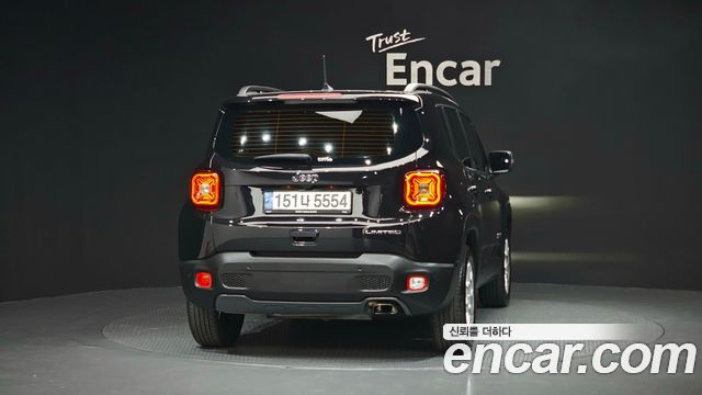 Jeep Renegade 2.4 Limited - фото 3