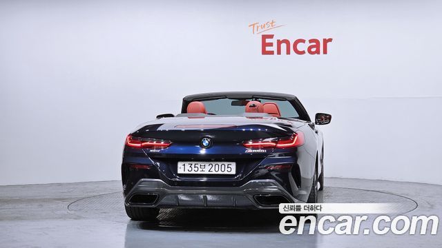BMW 8 Series G15 M850i xDrive convertible - фото 3