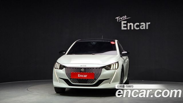 Peugeot 208 2-го поколения GT - фото 2