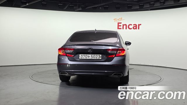 Honda Accord 10-го поколения 1.5 Turbo - фото 3