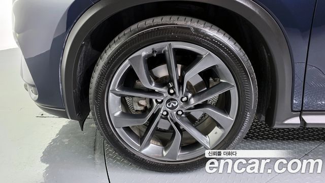 Infiniti QX50 2.0 Sensory AWD - фото 4