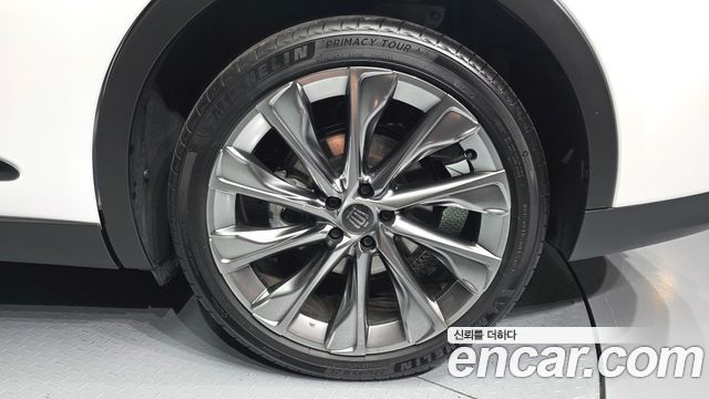 Toyota Crown Crossover 2.5 4WD Hybrid - фото 4