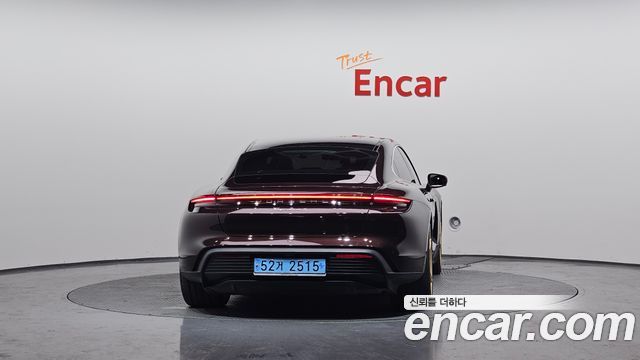 Porsche Taycan 4S - фото 3