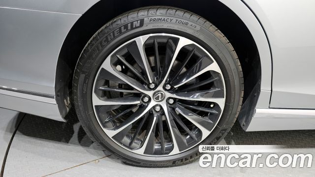 Lexus LS 500 3.5 Luxury AWD - фото 4