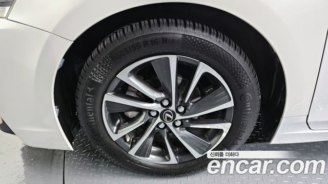 Lexus CT200h 1.8 Supreme ZWA10 - фото 4