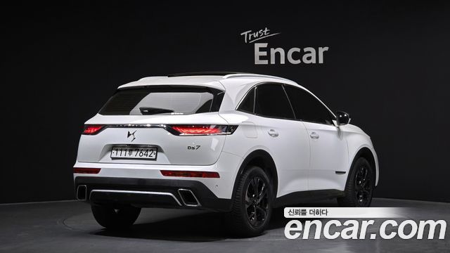 Citroen / DS DS7 2.0 BlueHDi Grand Chic - фото 1