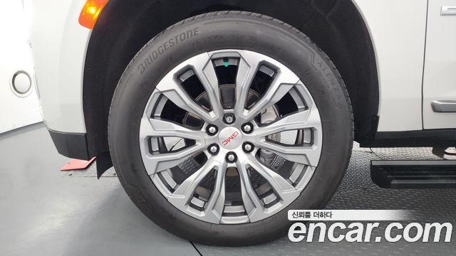 GMC Yukon 6.2 - фото 4