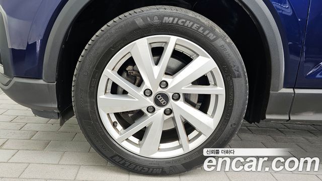 Audi Q2 35 TDI - фото 4