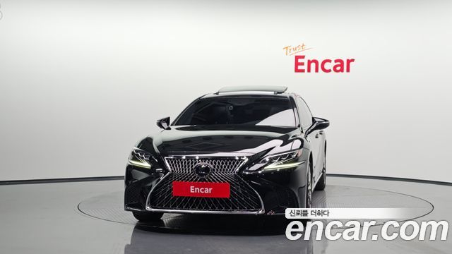 Lexus LS 500h 5-го поколения 3.5 Platinum AWD - фото 1