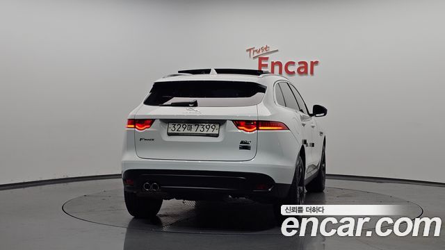 Jaguar F-PACE 20d Prestige - фото 2