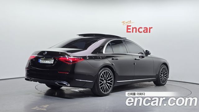 Mercedes-Benz S-Class W223 S350 d - фото 1