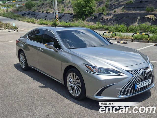 Lexus ES 300h 7-го поколения Luxury Plus - фото 4