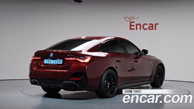 BMW i4 M50 Pro - фото 0