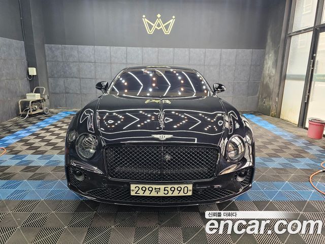 Bentley Continental GT 4.0 GTS - фото 0