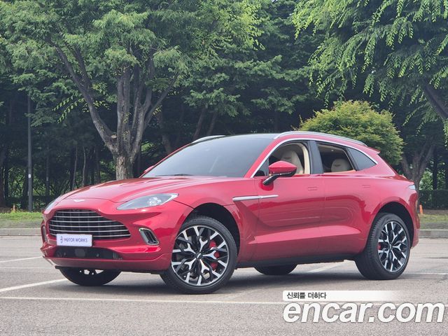 Aston Martin DBX 4.0 V8 - фото 0