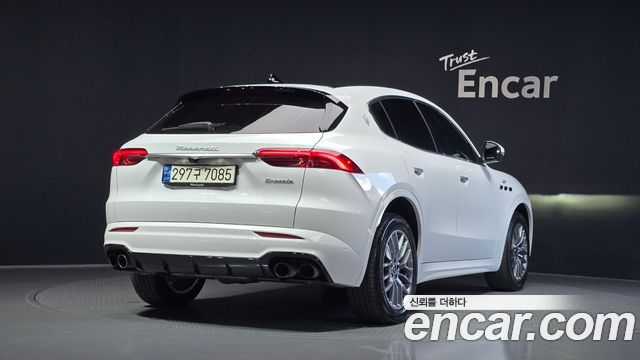 Maserati Grecale 2.0 AWD GT - фото 1
