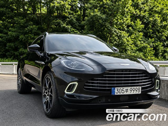 Aston Martin DBX 4.0 V8 - фото 0