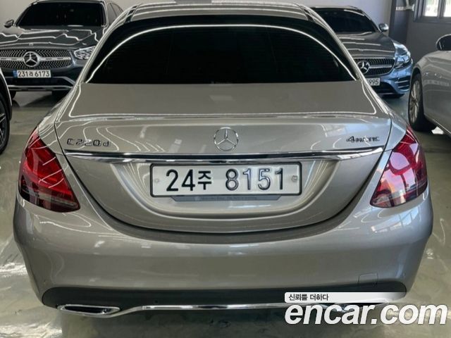 Mercedes-Benz C-Class W205 C220 d 4MATIC AMG Line - фото 3