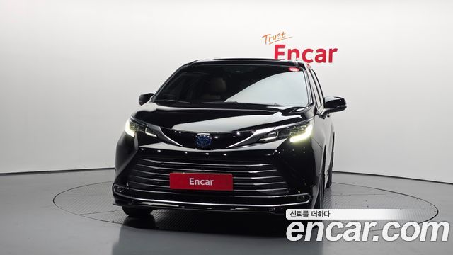 Toyota Sienna 4-го поколения 2.5 Hybrid AWD - фото 2