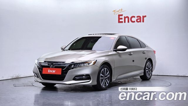Honda Accord 10-го поколения 2.0 Hybrid EX-L - фото 0
