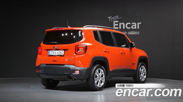 Jeep Renegade 2.4 Limited AWD - фото 1