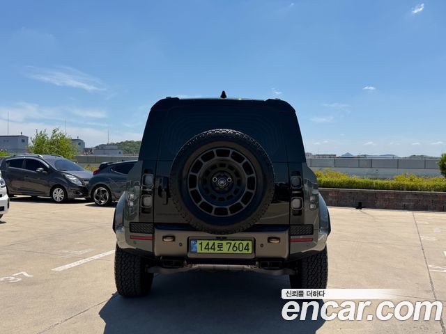 Land Rover Defender L663 110 P635 Octa Edition 1 - фото 3