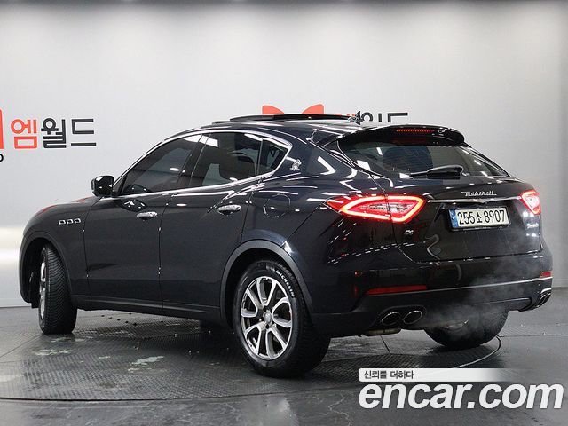 Maserati Levante 3.0 AWD - фото 3