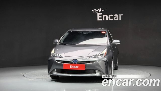 Toyota Prius 4-го поколения 1.8 - фото 2