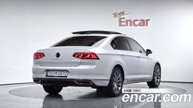 Volkswagen Passat B8 2.0 TDI Prestige - фото 1