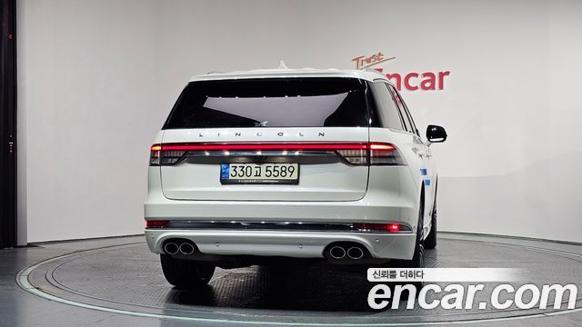 Lincoln Aviator 2-го поколения 3.0 Black Label AWD - фото 3