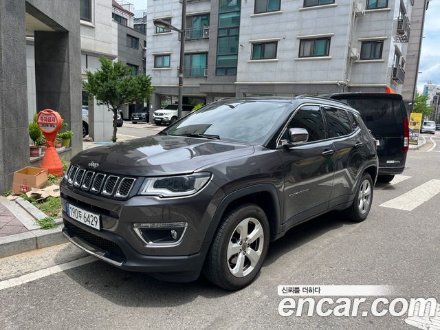 Jeep Compass 2-го поколения 2.4 limited 2WD - фото 0