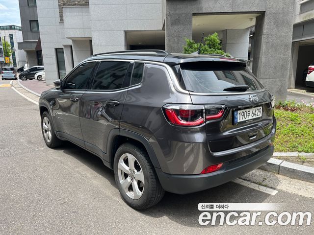 Jeep Compass 2-го поколения 2.4 limited 2WD - фото 3